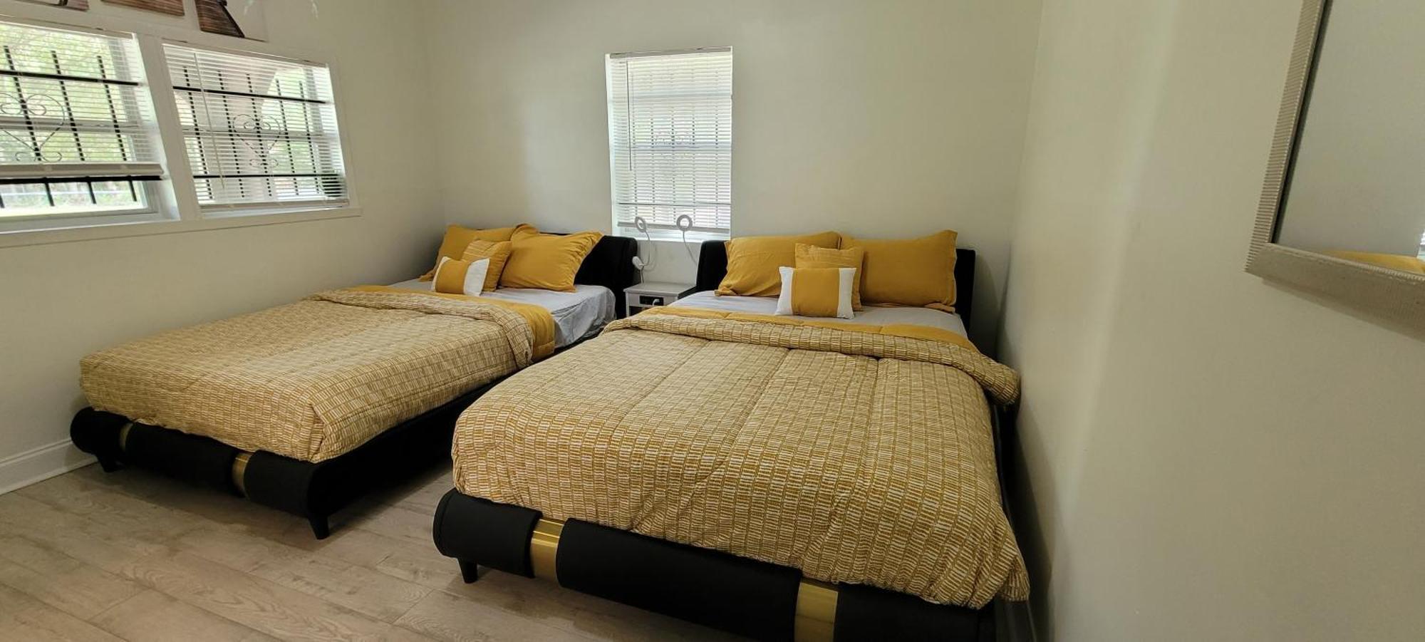 Large, Central, Lovely & Cozy 4Bed/2Bath - House By Everbank Stadium Jacksonville Zewnętrze zdjęcie
