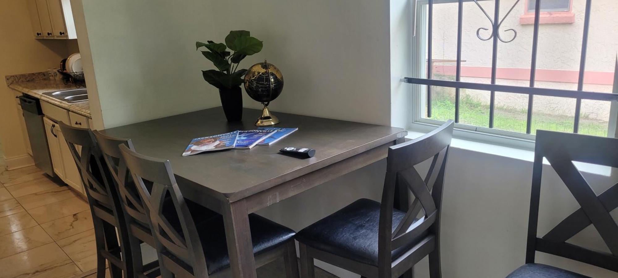 Large, Central, Lovely & Cozy 4Bed/2Bath - House By Everbank Stadium Jacksonville Zewnętrze zdjęcie
